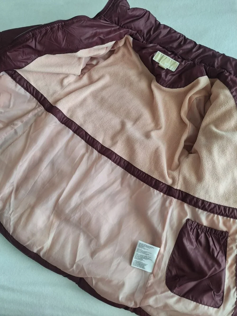 💙 Michael Kors Girls Burgundy Puffer Jacket Fleece Lined Size 14 or XL Gold Log